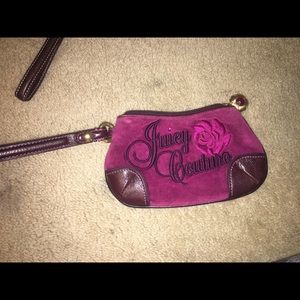 juicy couture wristlet